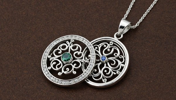 Pendentifs en argent : un choix qui sublime votre style